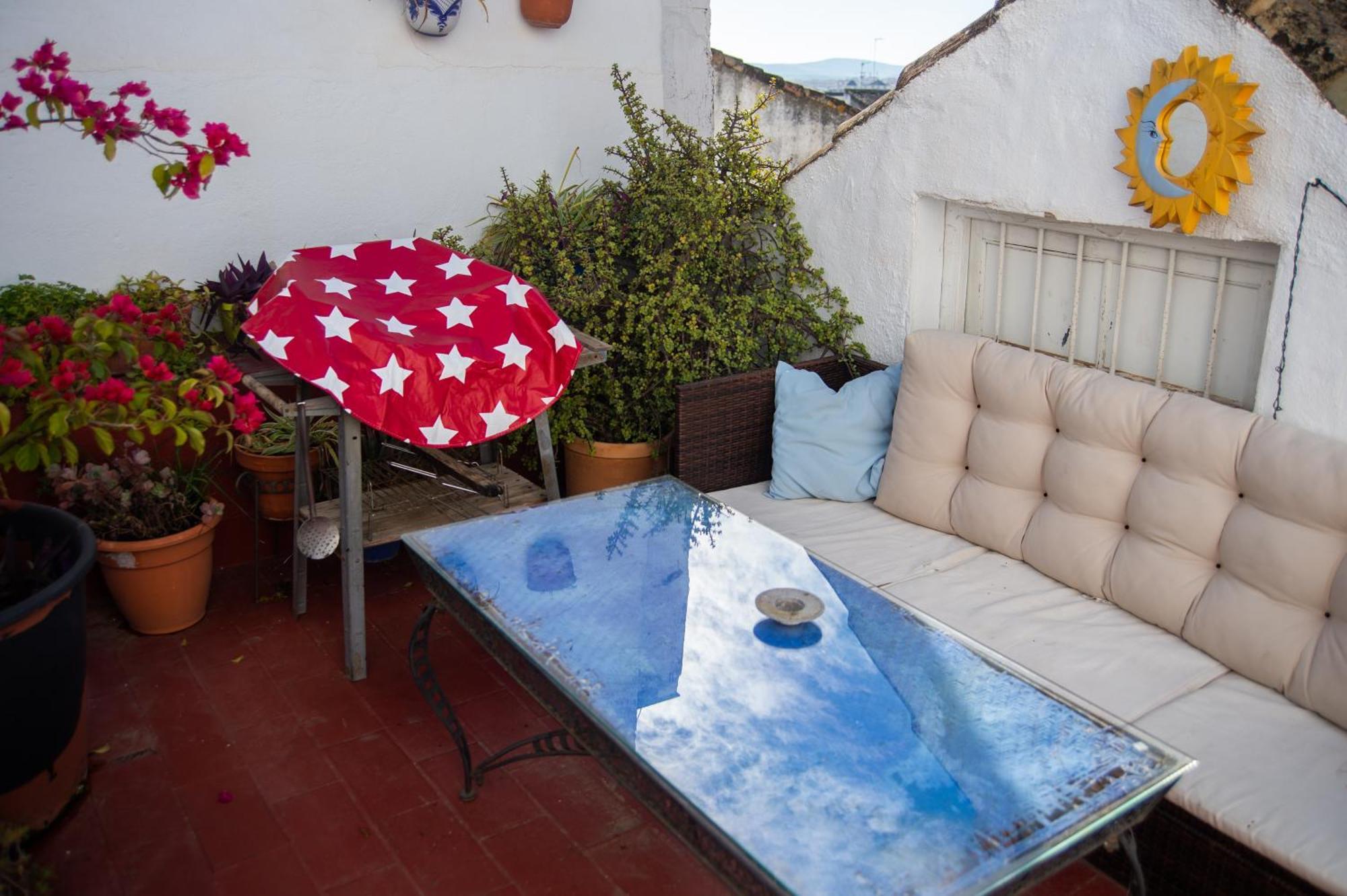 Backpacker Al-katre Bed and breakfast