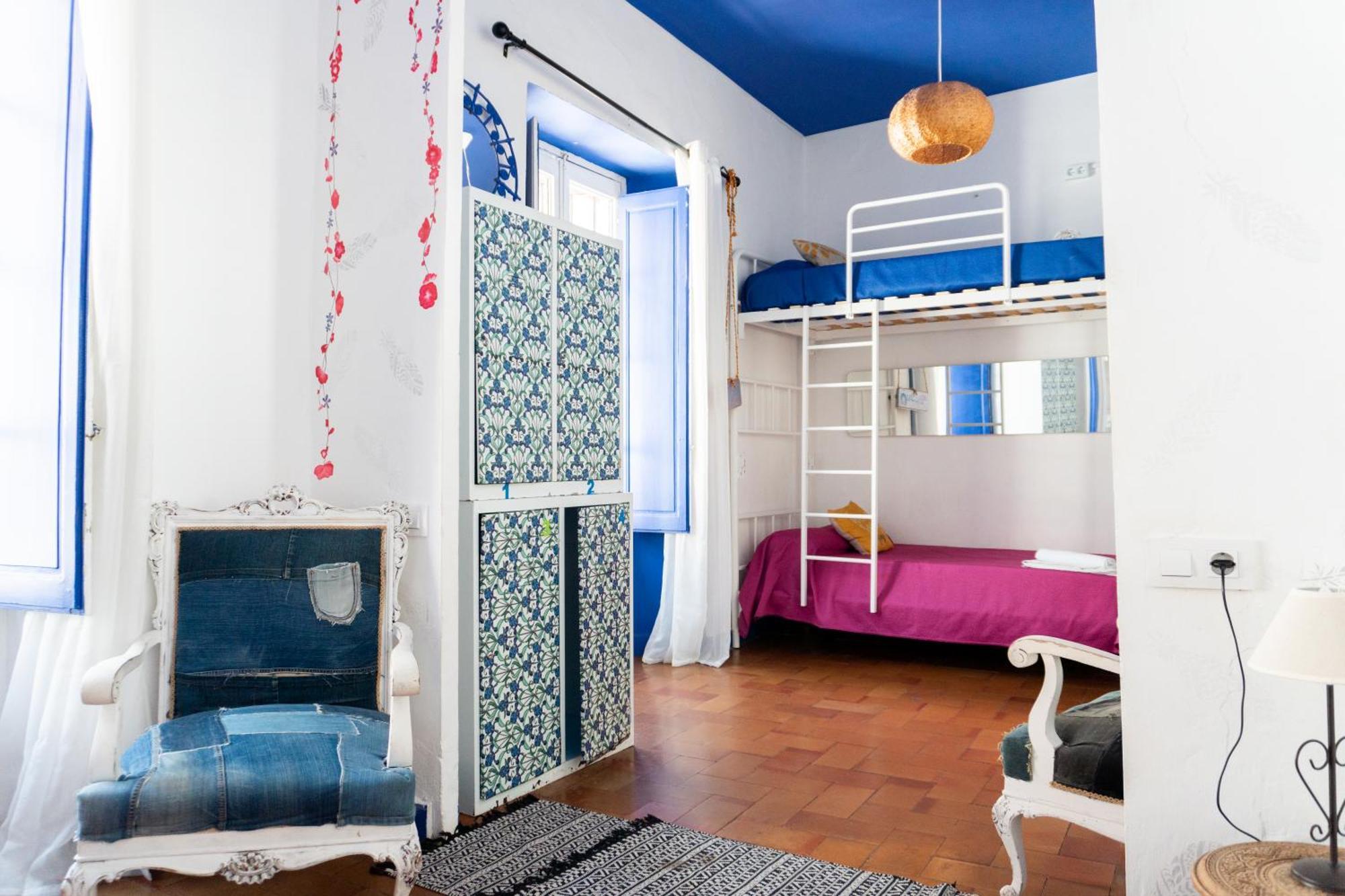 Backpacker Al-katre Bed and breakfast *