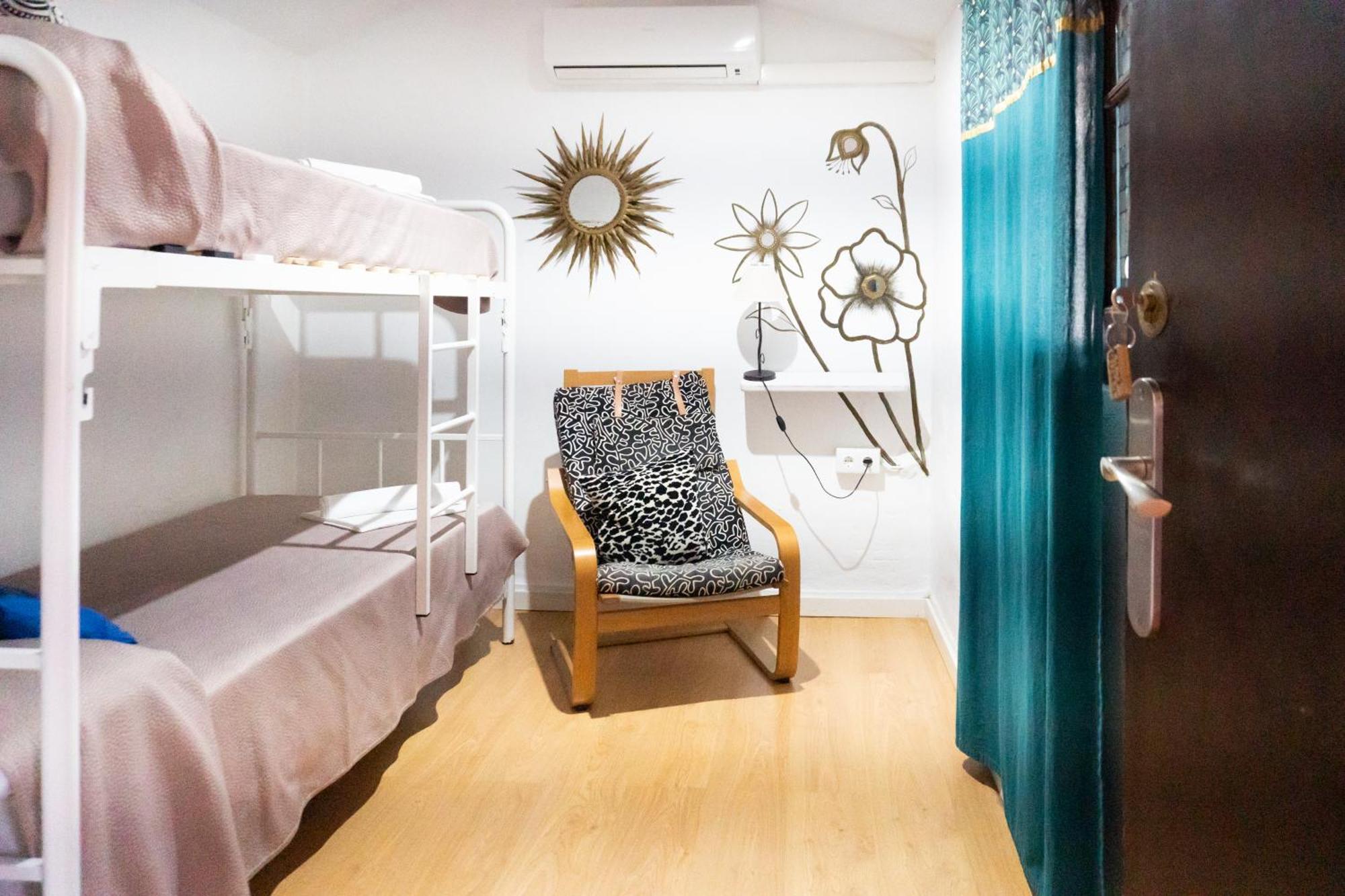 Backpacker Al-katre Bed and breakfast