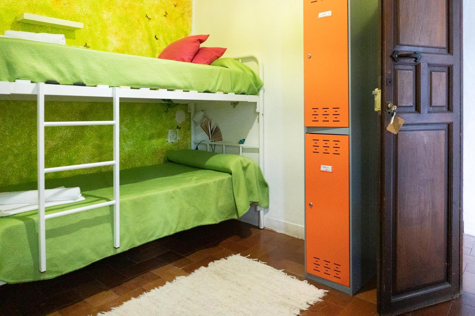Bed and breakfast Backpacker Al-katre