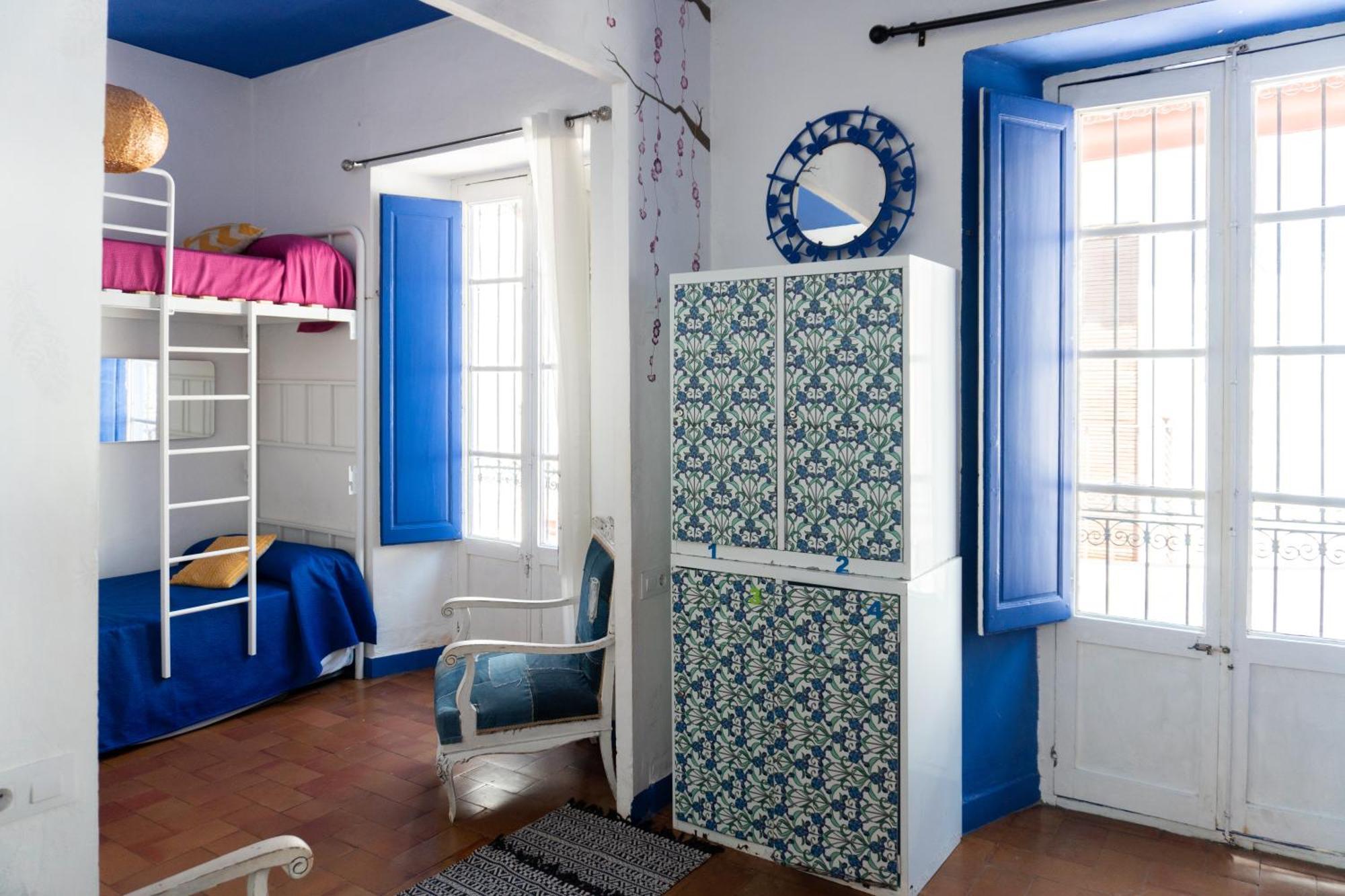 Bed and breakfast Backpacker Al-katre *